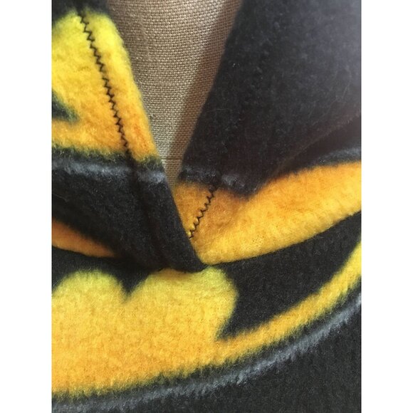 Child's Small Batman Fleece Hooded Poncho Pocket Pouch Black & Yellow Handmade - Picture 4 of 5